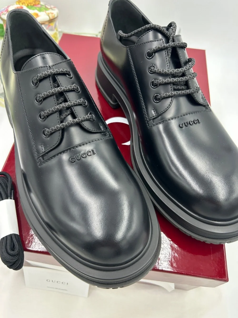 Men’s Gucci Leather Lace-Up Derby Shoes. Size 11 (fits 12 US.). Made in Italy.